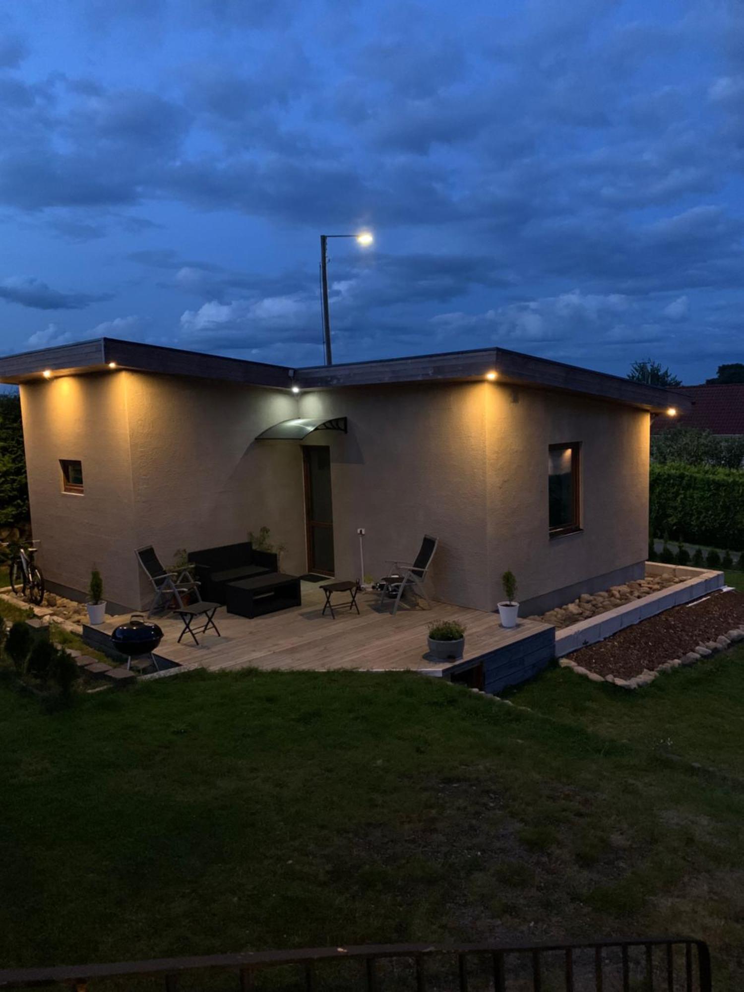 Vila At Uncle Rom Onsala Exteriér fotografie